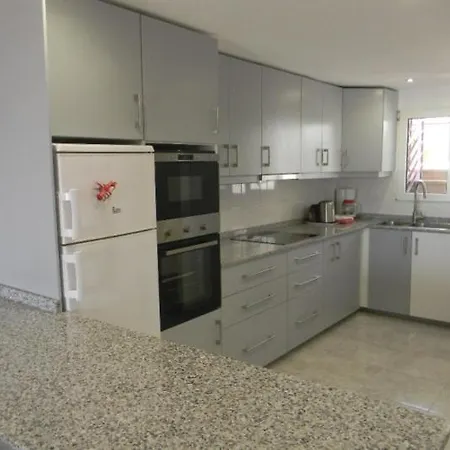 Bonito Con Inmensa Terraza Y Piscina Apartment *