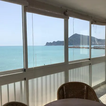 Mar Y Puerto Apartment *