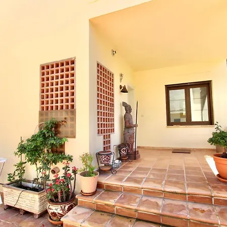 Villa Gadea *