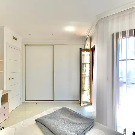 Villa Gadea *