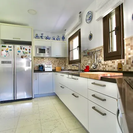 Gadea Villa *