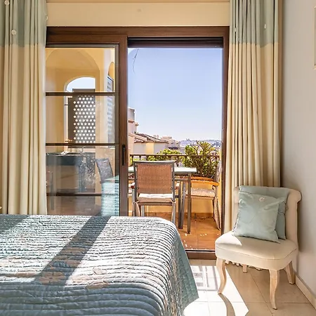 Bomy Apartment