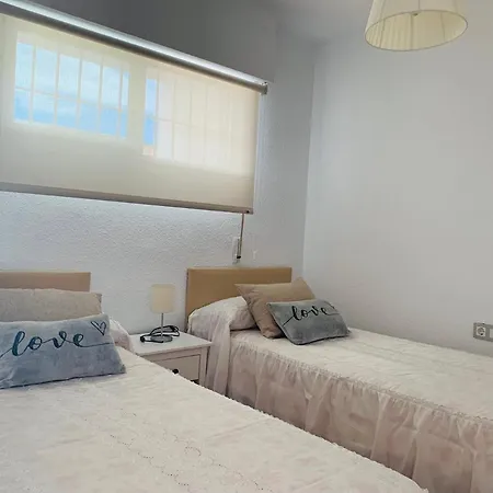 Palau Ii, Centrico, Comodo Y Con Piscina. Altea