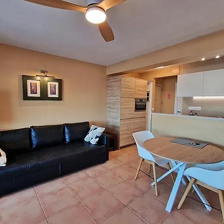 Aan De Jachthaven, Vakantieappartementen Met Frontaal Zeezicht Apartment