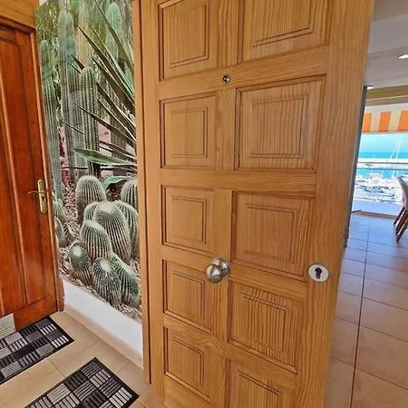 Aan De Jachthaven, Vakantieappartementen Met Frontaal Zeezicht Apartment