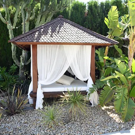 Bed and breakfast Kharisma