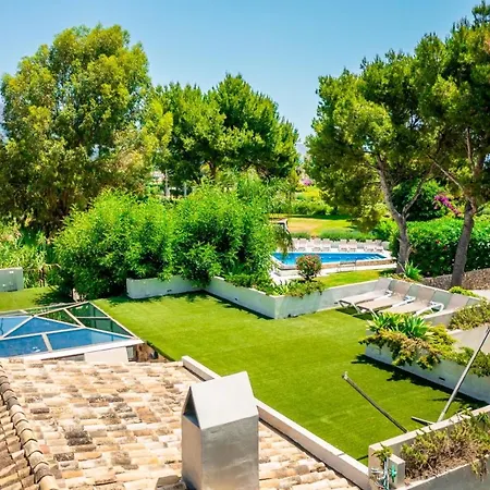Mimar L Villa