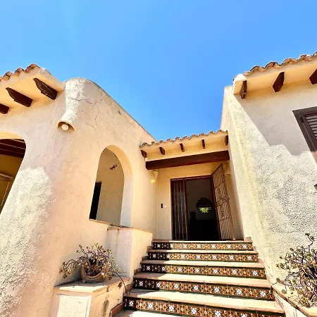 De Estilo Espanol Con Jardin Y Piscina Villa Altea