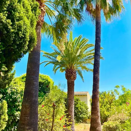 De Estilo Espanol Con Jardin Y Piscina Altea