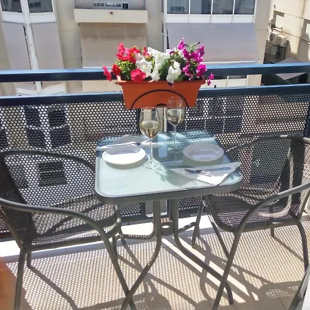 Apartamento Compartido Cerca De La Playa Con Bano Privado