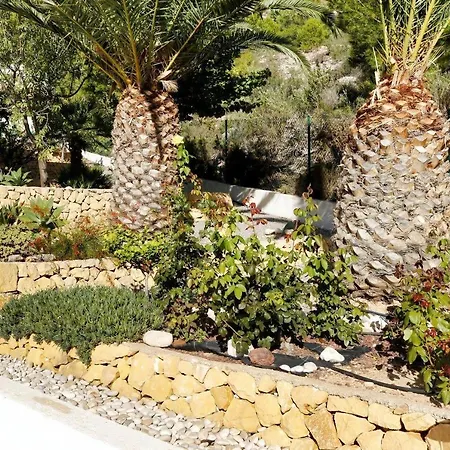 Large With Private Pool Chalet *