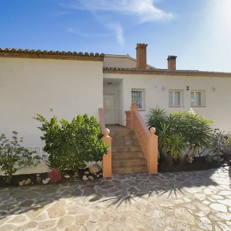 Chalet Large With Private Pool
