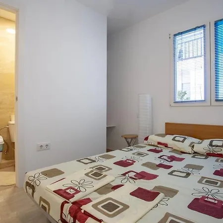 Apartment Centre One Badroom *