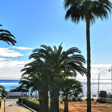 Happy Beachfront Apartment Altea