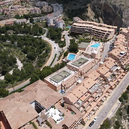 Luxury Mascarat