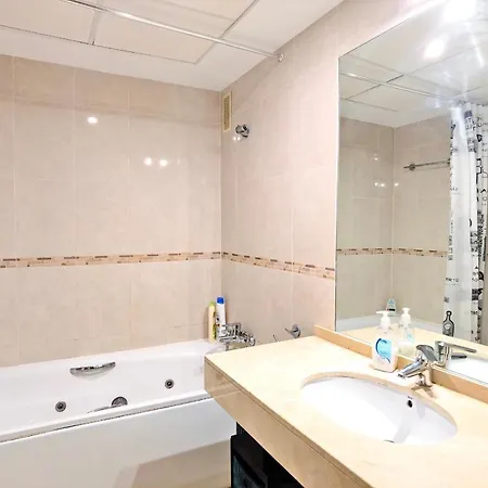 Oasis Apartment