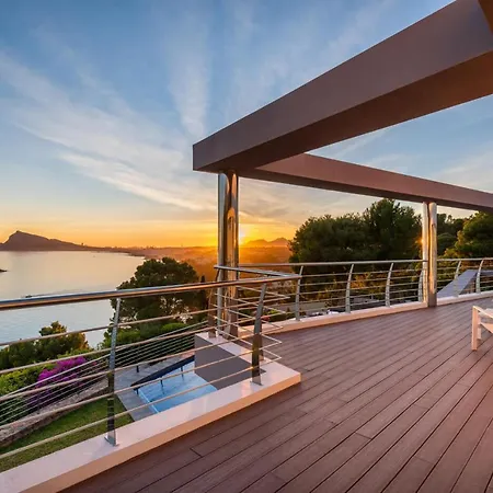 Villa Villa Campomanes - Plusholidays
