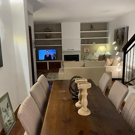 Сasa de vacaciones Classical Corner Town House In Historical Centre Altea