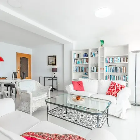 Apartment Seafront *