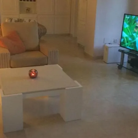 Holiday home Vakantie In *