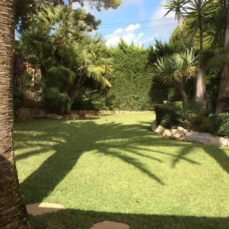 Holiday home Vakantie In *