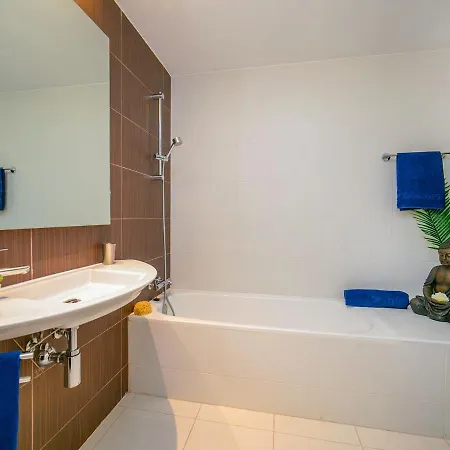 Apartment Jardines De Hills-5 By Interhome