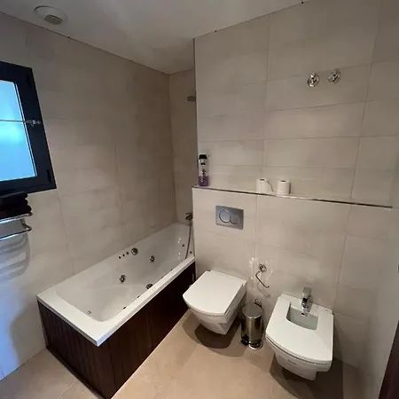 Luxury Esther Apartment *