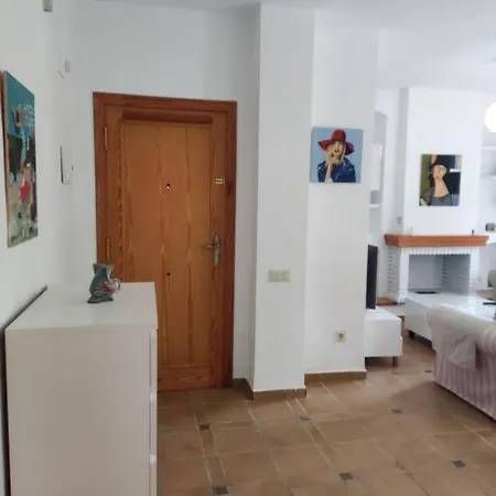 Apartment Alt.hills Priv-garden & Big Pool