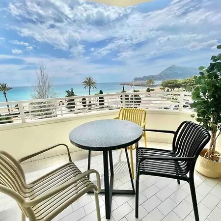 Apartment Primera Linea *