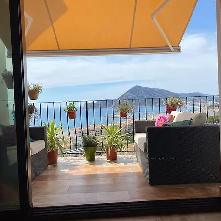 La Mirador Apartment