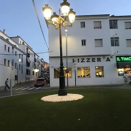 Casco Antiguo Con Terraza *