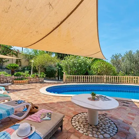 Rosa 5 - Plusholidays Altea
