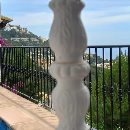 Chalet Suiza Altea