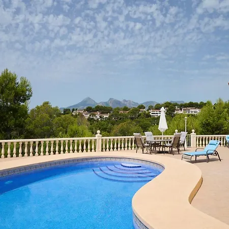 Villa With Pool And Hot Tub On Golf Course *