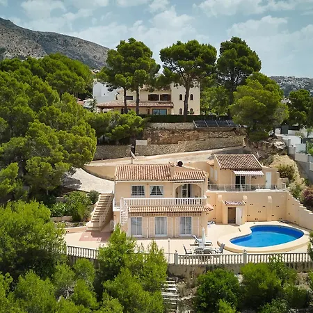 With Pool And Hot Tub On Golf Course * Altea