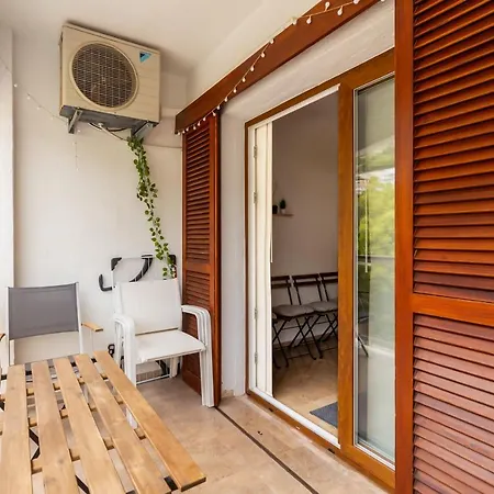 With Balcony At Mascarat - Pool Apartment *