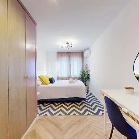Apartment Stylish In With Ac And Balcony