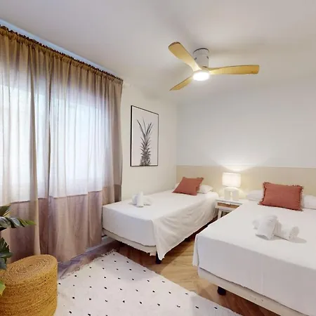 Stylish In With Ac And Balcony * Altea
