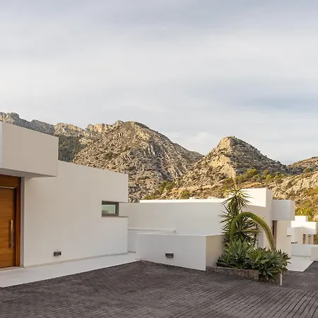 Las Nereidas Hills * Altea