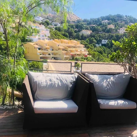Con Vistas A La Sierra De Apartment