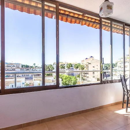 Amazing In With Kitchen Apartment *