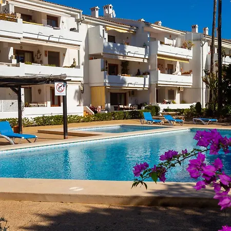 Apto Fully Equiped Con Piscina Y Gratis Parking Altea