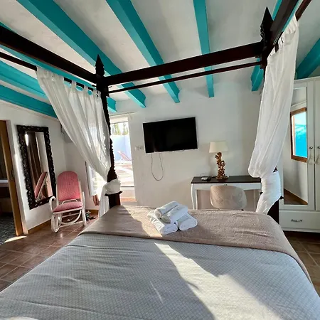 Paradise 1917 - Adults Only Altea