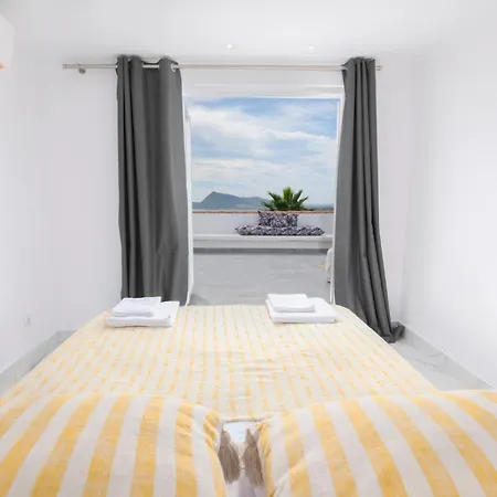 Villa La Corniche Piscine, Parking & Wi-fi *