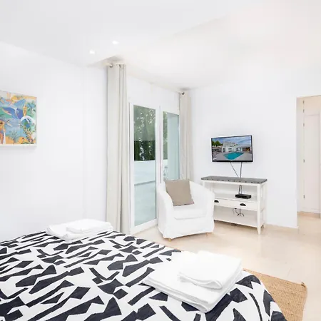 La Corniche Piscine, Parking & Wi-fi Villa *