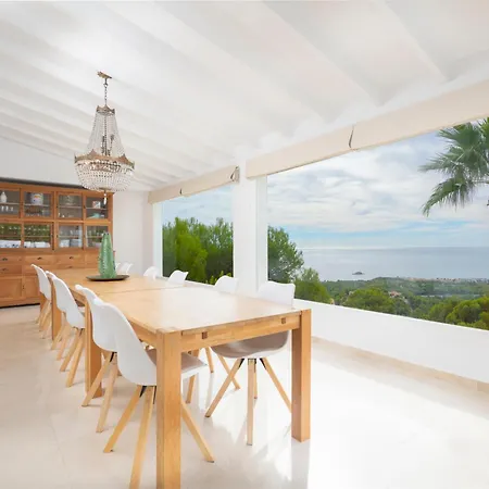 Villa La Corniche Piscine, Parking & Wi-fi