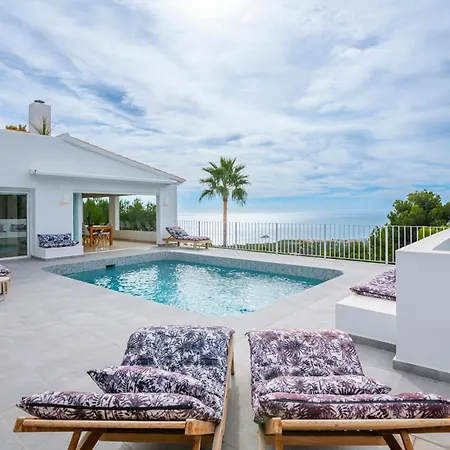 La Corniche Piscine, Parking & Wi-fi Villa *