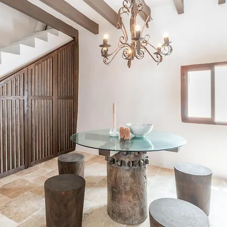 Calle Consol Holiday home *