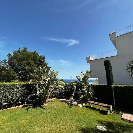 Atico Con Vistas Al Mar En *