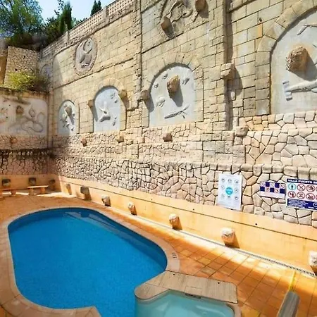 Terraza , 2 Rooms, 2 Bth, Pool ,parking Beach Apartment *